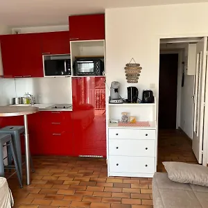 https://apt-le-brusc-au-calme-wifi-clim-terrasse-parking.fr-provencehotel.com